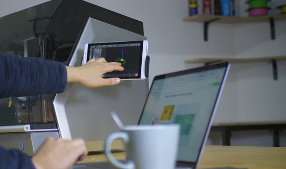 Makera 4th Axis Module is easy to set-up