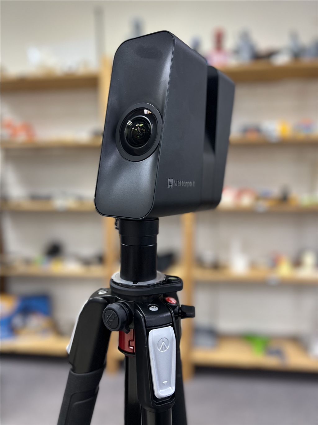 Matterport Pro3 3D 環(huán)景掃描器和專用雲(yún)臺(tái)