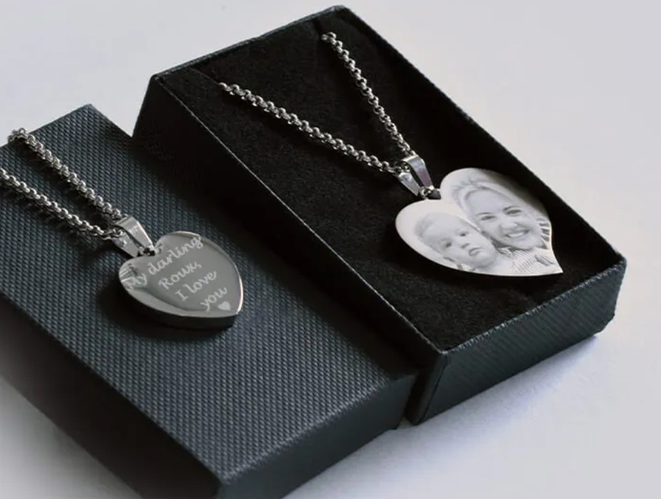 桌上型金屬雕刻機(jī) METAZA MPX-90S 成品