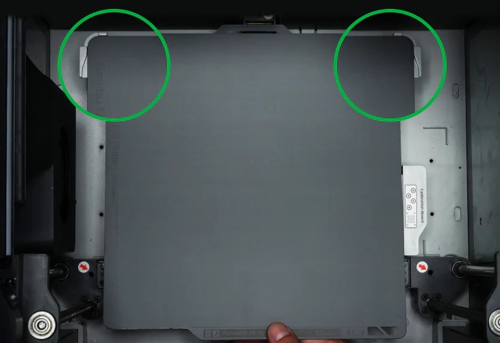 Bambu Lab 平滑PEI 列印平臺(tái) - X1系列/P1系列/A1安裝步驟1