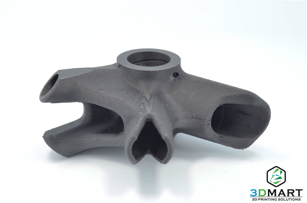 Ultimaker 2+ 黑色碳纖維印製腳踏車(chē)支架